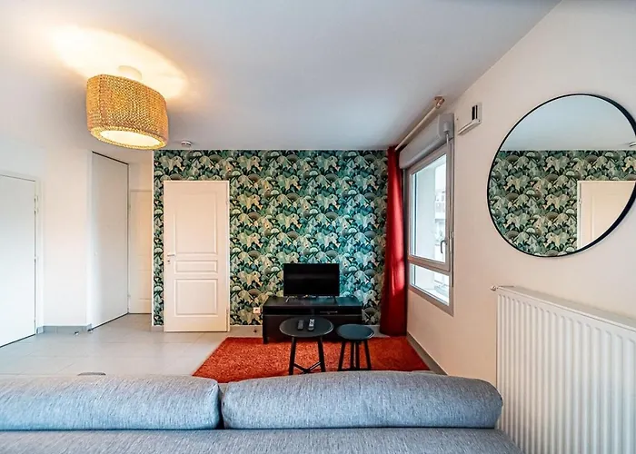 Le Venissieux-Spacieux 4 Pers Avec Balcon Parking