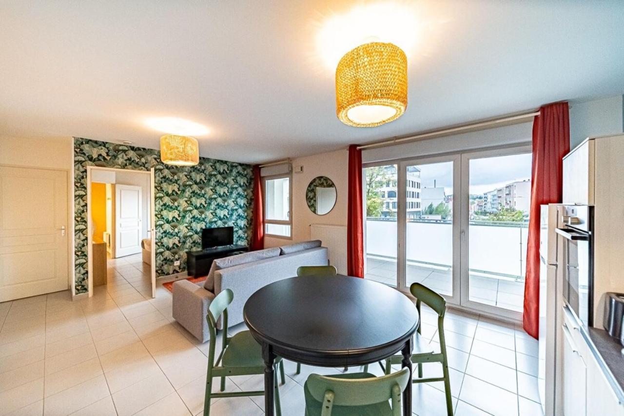 Le Venissieux-spacieux 4 Pers Avec Balcon Parking Apartment *