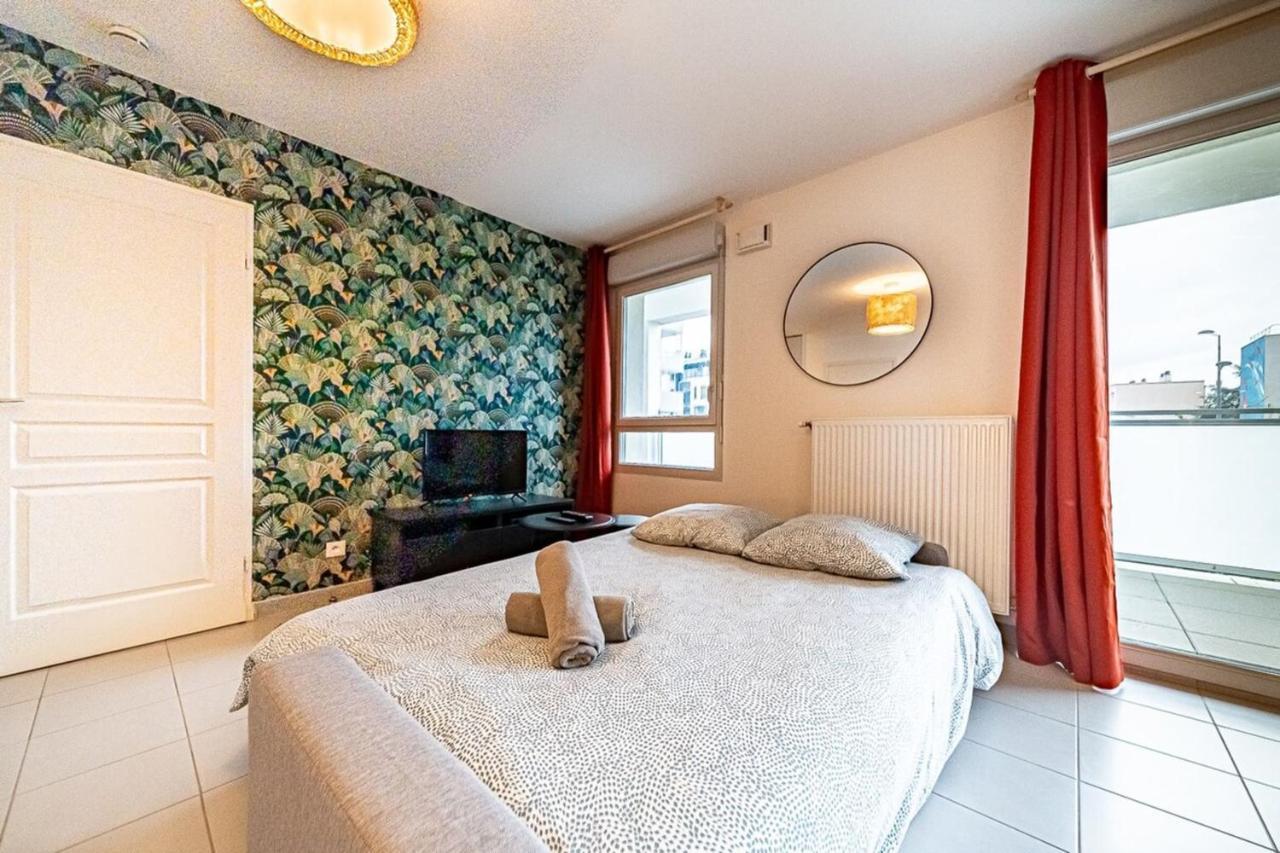 Le Venissieux-spacieux 4 Pers Avec Balcon Parking * Venissieux