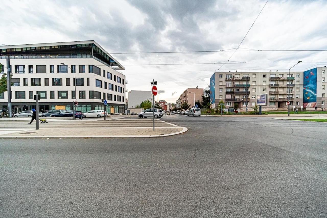 Le Venissieux-spacieux 4 Pers Avec Balcon Parking Venissieux